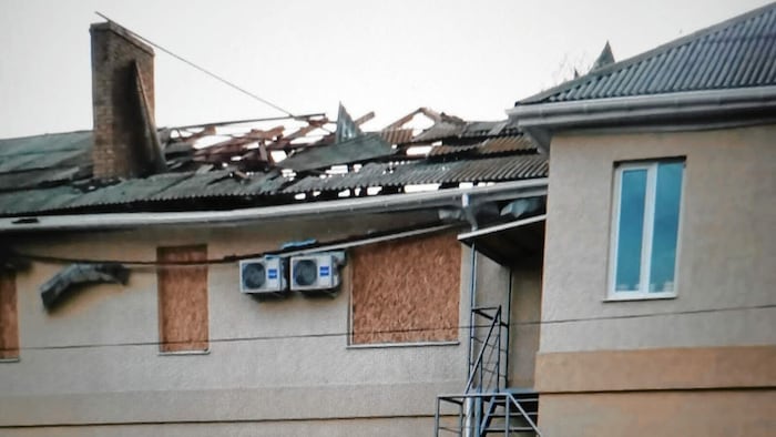 Um 1.20 Uhr ging in Nikopol ein Raketenhagel auf das Hotel des ORF-Fernsehteams nieder.