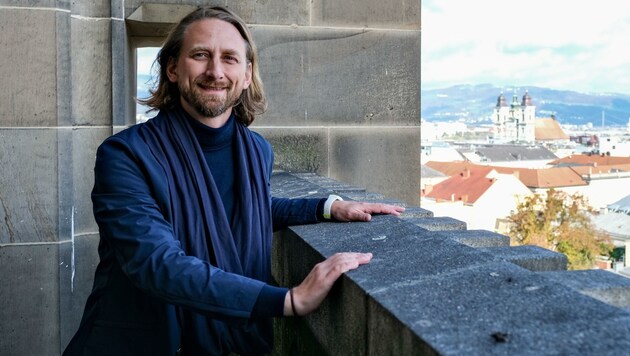 Michael Hager, Experte für historische Bausubstanzen, inspiziert schon den Dom. (Bild: Einöder Horst)