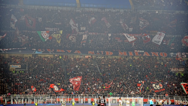 Die Curva Sud des AC Milan sorgt immer wieder aufs Neue für Gänsehaut (Bild: Andreas Tröster)