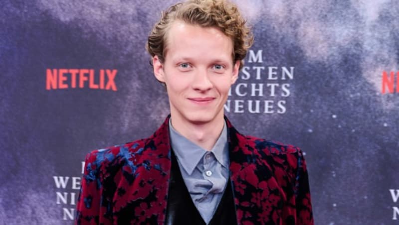 Felix Kammerer bei der Premiere des Films „Im Westen nichts Neues“ (Bild: Annette Riedl / dpa / picturedesk.com)