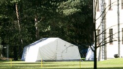 Die Zelte in Feldkirch-Gisingen sind schon wieder Geschichte. (Bild: Mathis Fotografie)