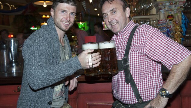 Reinfried Herbst und Werner Dragovits in der Cuba Bar (Bild: zVG)