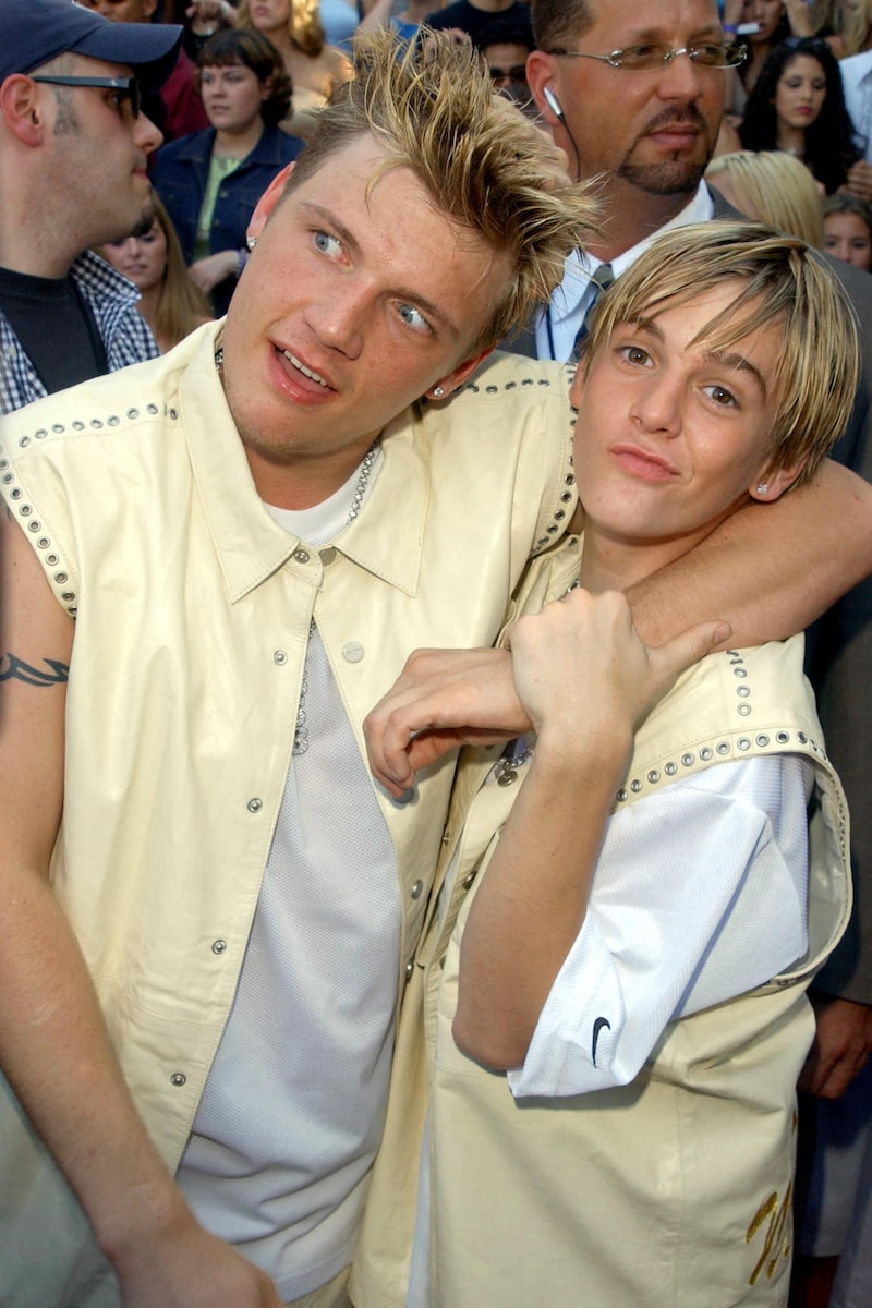 Aaron Carter und sein Bruder Nick im Jahr 2001 (Bild: AFP)