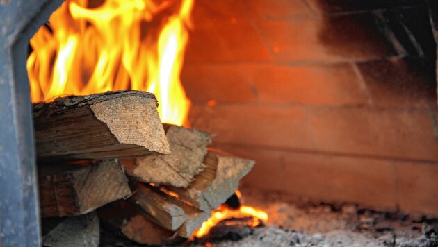 Ein Holzofen in Straden löste einen Küchenbrand aus. (Bild: Melanie Hutter)