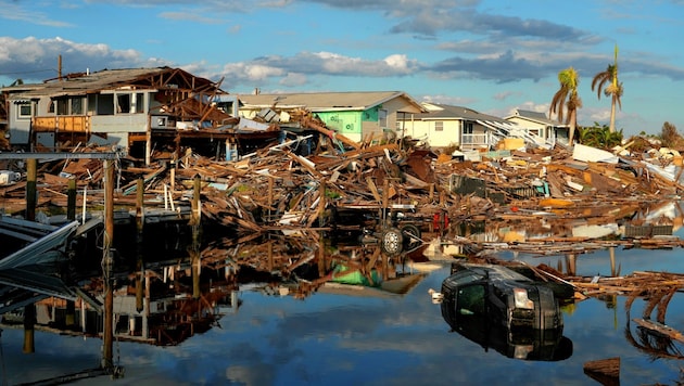 Binnen weniger Stunden lag die Westküste des US-Bundesstaates Florida in Trümmern. (Bild: AP/Rebecca Blackwell)