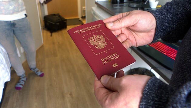 Ein russischer Reisepass (Bild: AFP)