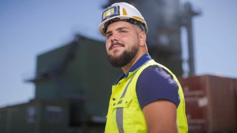 Cem Rendecioglu (20) ist mit seiner Ausbildung sehr zufrieden. Seine Branche schneidet auch am besten ab. (Bild: Krone KREATIV, zVg)