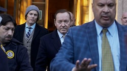 Kevin Spacey stand zuletzt in New York vor Gericht. (Bild: AP)