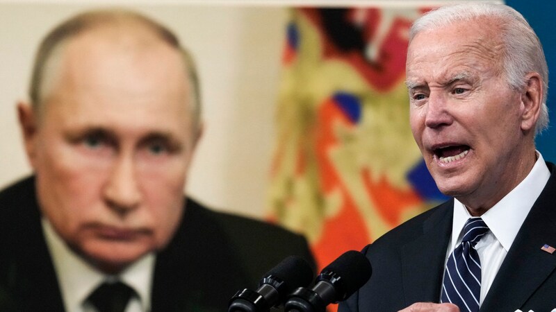 Taktisches Kalkül oder ehrliche Meinung? Putin sprach sich überraschend für Joe Biden als nächsten US-Präsidenten aus. (Bild: Drew Angerer / GETTY IMAGES NORTH AMERICA / Getty Images via AFP)