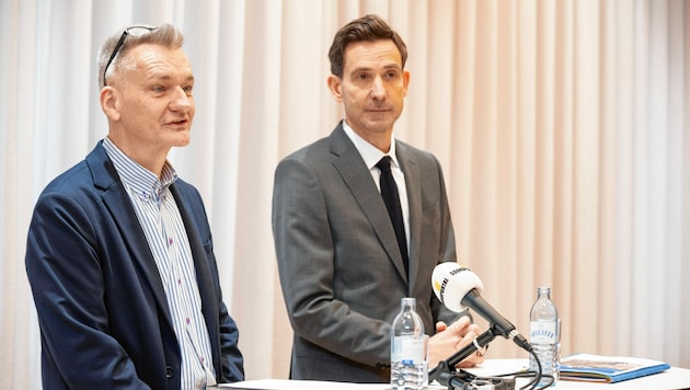 Finanzstadtrat Manfred Eber und der nunmehrige Ex-Finanzdirektor Stefan Tschikof. (Bild: Stadt Graz/Foto Fischer)