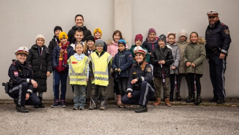 Die Kinder der Volksschule Lackendorf freuten sich über einen abwechslungsreichen Tag. (Bild: LPD Burgenland)