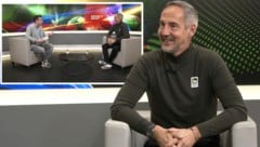 Adi Hütter im krone.tv-Sport-Studio im Gespräch mit Michael Fally (Bild: krone.tv)