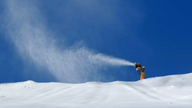 The cannons have stopped "firing" in Hinterstoder. There is enough space on the slopes during the week before it gets tighter during the vacations (Bild: Christof Birbaumer (Symbolbild))