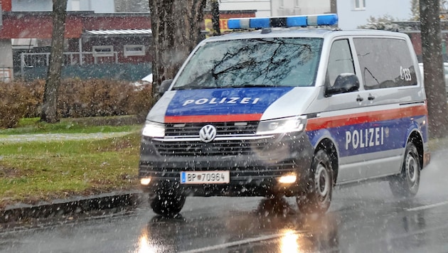 The heavy rain in Upper Austria led to a first accident with an injured person (symbolic image). (Bild: Johanna Birbaumer)