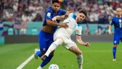 Weston McKennie gegen Declan Rice (Bild: Copyright 2022 The Associated Press. All rights reserved)