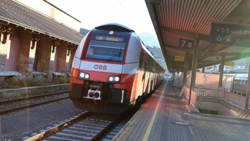 Der Zug nach Kufstein fährt heute nicht ab. (Bild: Johanna Birbaumer)