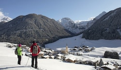 Beim Tourismusverband Osttirol setzt man im Winter auch auf das Winterwandern. (Bild: TVBO/Frank Stolle, Tirol Werbung)