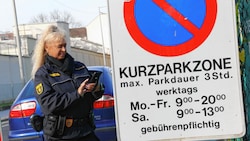 Nächstes Jahr werden Parkgebühren in Graz erhöht und die Zonen ausgeweitet. (Bild: Christian Jauschowetz)