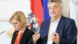 Klimaschutzministerin Leonore Gewessler und Vizekanzler Werner Kogler (Bild: APA/FLORIAN WIESER)