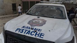 Haiti kommt nicht zur Ruhe - selbst vor der Polizei schrecken die kriminellen Banden nicht zurück. (Bild: AFP/Richard Pierrin)