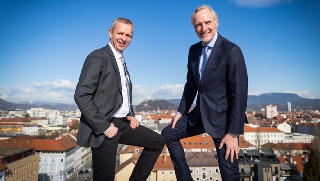 Dieter Hardt-Stremayr (li.) Stadtrat Günter Riegler ziehen Bilanz übe das erste Halbjahr