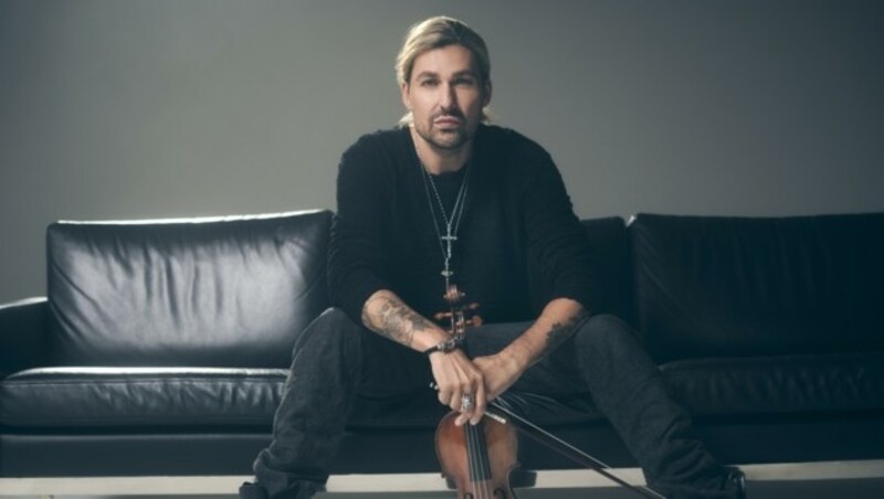 David Garrett stellt am 4. August 2023 sein neues Proket ICONIC live in Linz vor, inspiriert von jenen Geigern, deren Glanzstücke Garrett als Kind begeisterten. (Bild: Christoph Köstlin)