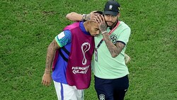 Gabriel Jesus (li.) und Neymar (Bild: APA/AFP/Giuseppe CACACE)