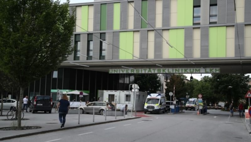 Ob das Salzburger Uniklinikum sich künftig auf mehr bayerische Patienten einstellen wird müssen, scheint ungewiss (Bild: Tröster Andreas)