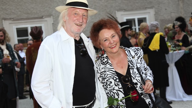 Karl Merkatz mit Frau Martha bei den Salzburger Festspielen (Bild: www.photopress.at)
