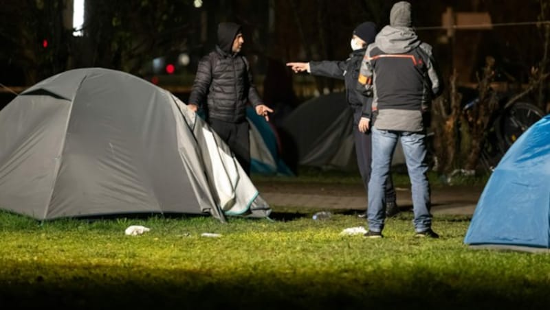 Räumung eines Lagers in Straßburg (Bild: AFP)