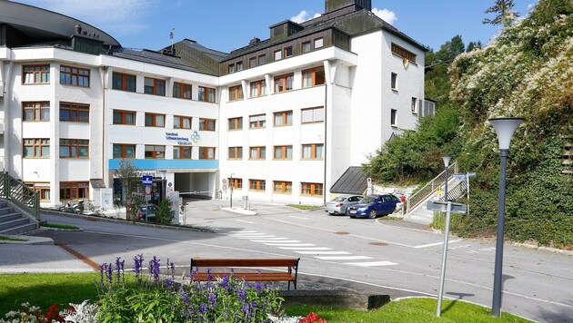 Das Schwarzacher Spital ist immer wieder wegen der Führungswechsel im Licht der Öffentlichkeit. (Bild: Gerhard Schiel)