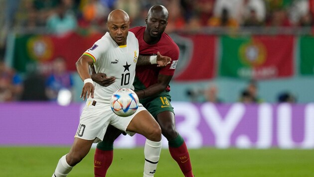 Danilo Pereira (rechts) (Bild: Copyright 2022 The Associated Press. All rights reserved)