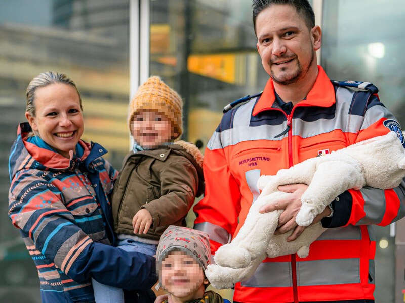 (Bild: Berufsrettung Wien, Krone KREATIV)