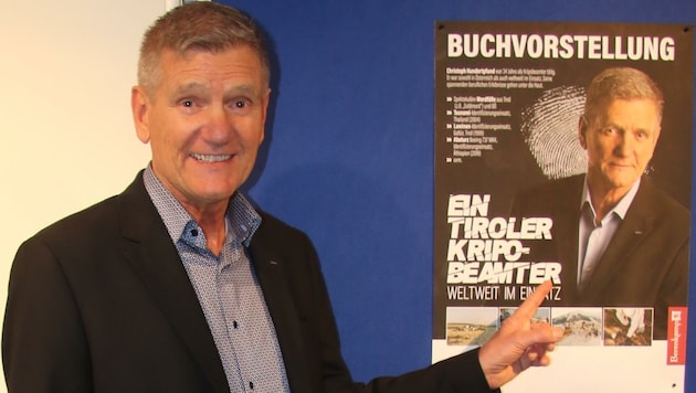 Bei der Präsentation seines Buches im LKA in Innsbruck: Autor und Ex-Kripobeamter Christoph Hundertpfund. (Bild: HMC Hammann)