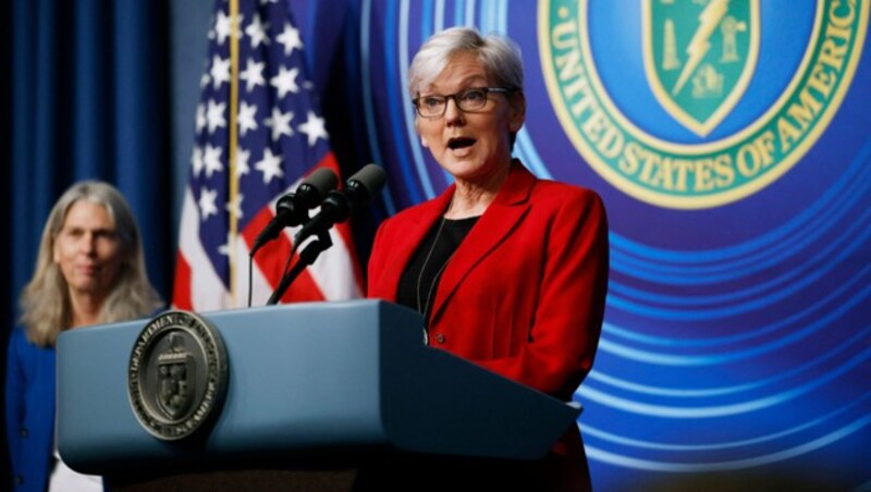 US-Energieministerin Jennifer Granholm hat verkündet, dass ein historischer Durchbruch auf dem Gebiet der Kernfusion gelungen ist. (Bild: APA/AFP/Getty Images North America/Chip Somodevill)