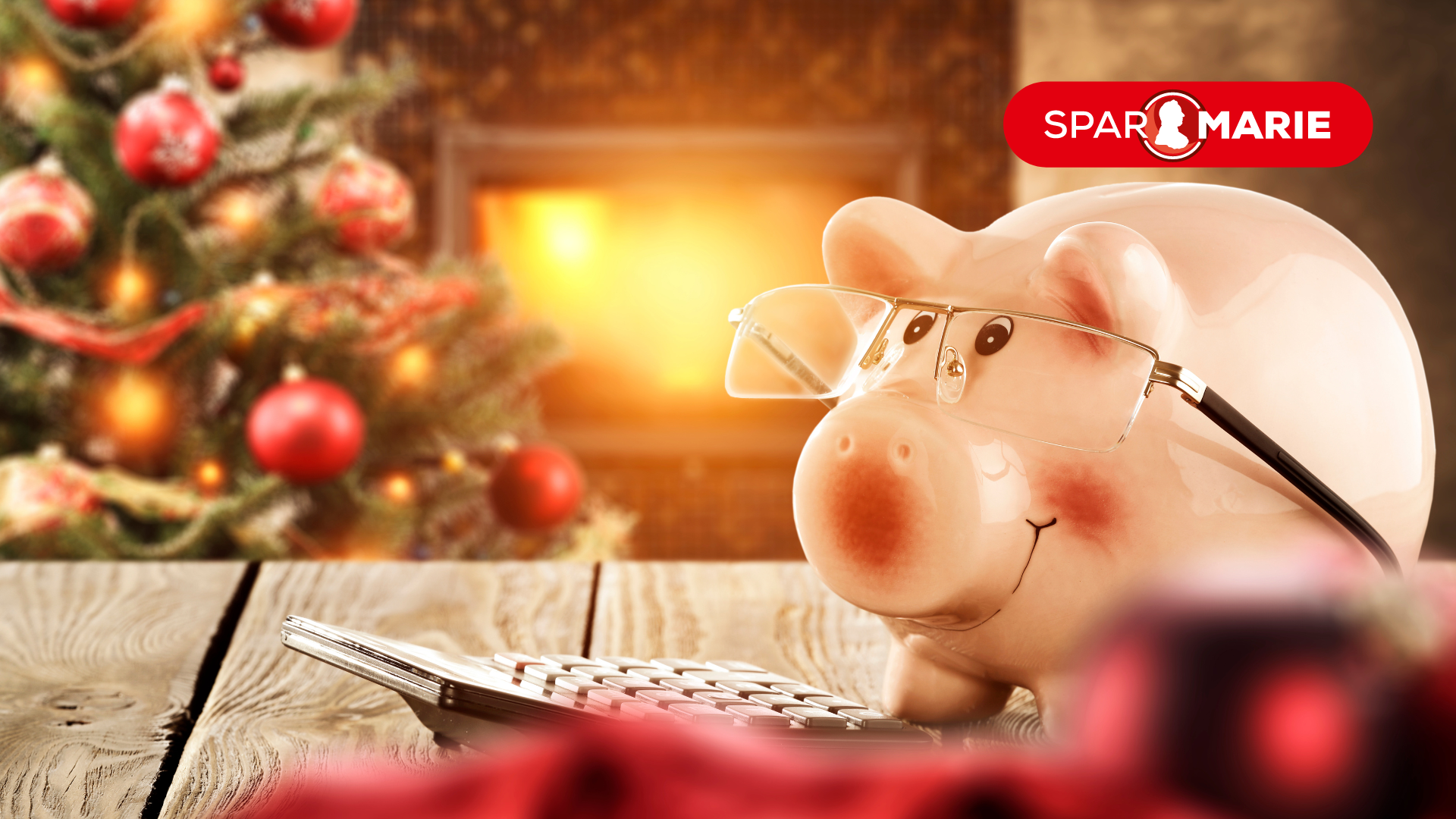 Lassen Sie sich von vorweihnachtlichen Angeboten nicht zu Verschuldung verleiten. (Bild: magdal3na - stock.adobe.com)