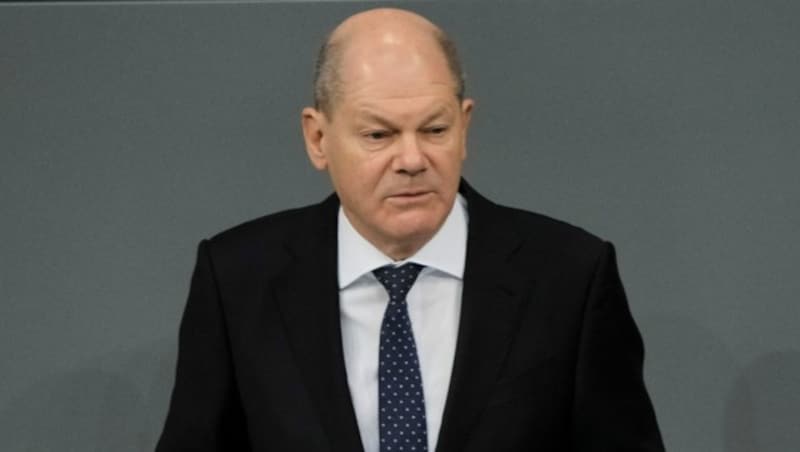 Deutschlands Bundeskanzler Olaf Scholz am Mittwoch in einer Regierungserklärung im Deutschen Bundestag (Bild: Associated Press)