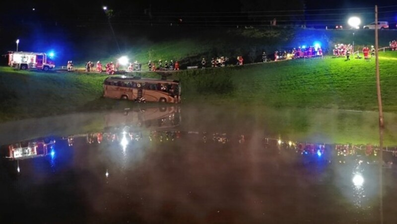 Den Rettungskräften bot sich ein schreckliches Bild. (Bild: FF Bad Aussee)