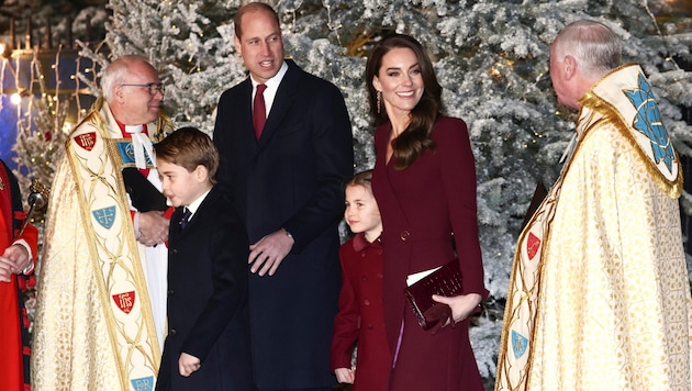 Catherine, die britische Prinzessin von Wales, organisiert seit Jahren ein großes Weihnachtskonzert in der Westminster Abbey. Auch am Ende dieses schwierigen Jahres soll eines stattfinden. (Bild: APA/AFP/POOL/HENRY NICHOLLS)