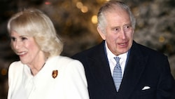 Großbritanniens Königsgemahlin, Camilla und Großbritanniens König Charles III. (Bild: APA/AFP/POOL/HENRY NICHOLLS)