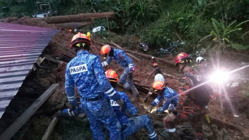 (Bild: Malaysia Civil Defence via AP)