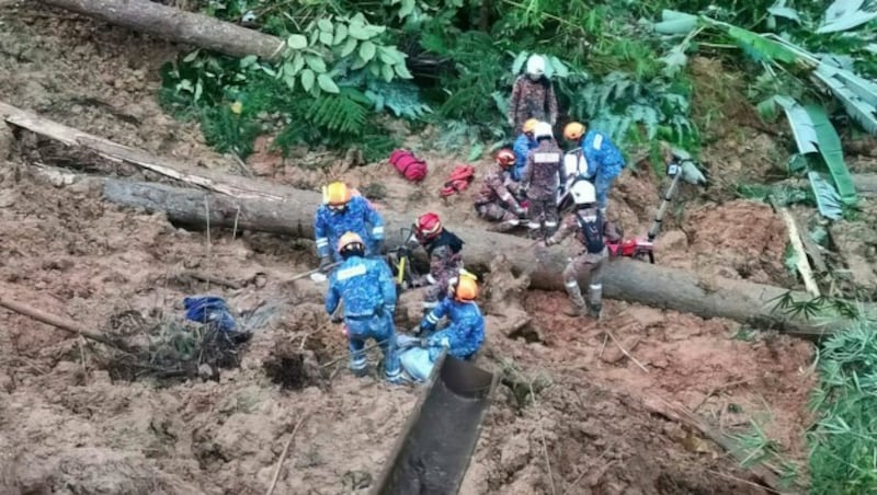 (Bild: Malaysia Civil Defense via AP)