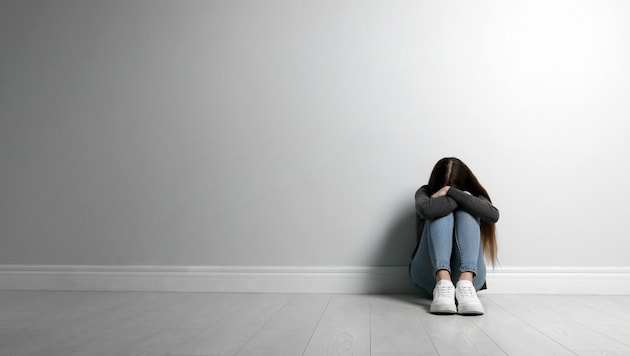 Einsamkeit oder Depressionen muss man nicht alleine durchstehen - die Telefonseelsorge hilft. (Bild: africa-studio.com (Olga Yastremska and Leonid Yastremskiy))