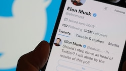 Seit Twitter von Elon Musk aufgekauft und in X umgetauft wurde, geht es dort drunter und drüber. (Bild: Chris DELMAS / AFP)