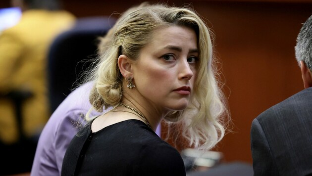 Amber Heard verzichtet laut eigenen Angaben auf einen Berufungsprozess gegen ihren Ex-Mann Johnny Depp. (Bild: APA/AFP/POOL/EVELYN HOCKSTEIN)