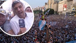 Ausgelassene Party auf den Straßen von Buenos Aires - und mittendrin TV-Mann Matthias Ebert. (Bild: AP, twitter.com/Weltspiegel_ARD)