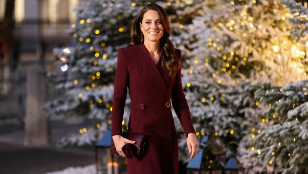 Die britische Prinzessin Catherine von Wales kommt am 15. Dezember 2022 zu ihrem „Together At Christmas Carol Service“ in der Westminster Abbey in London. (Bild: APA/AFP/Photo by Richard Pohle)