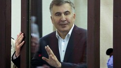 Georgiens Ex-Präsident Micheil Saakaschwili im Jahr 2021 (Bild: Irakli Gedenidze/Pool Photo via AP, File)