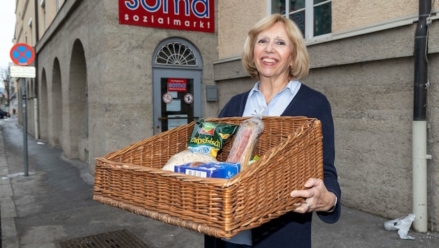 Elisabeth Dank und SOMA-Team wollen den Kunden heuer mit einem Weihnachtsgeschenk eine zusätzliche Freude bereiten (Bild: Berger Susi)