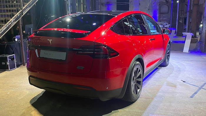 Tesla Model X Plaid